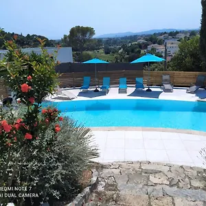 Villas-piscine Les Mimosas Appartement