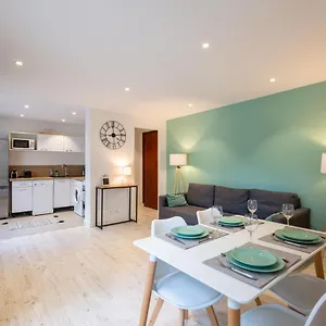  Appartement Meublé 2 étoiles, Wifi, à 2 Pas Des Plages